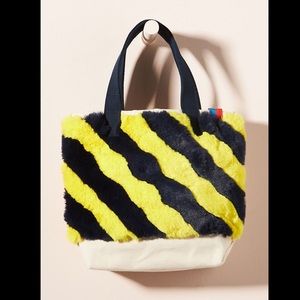 Kule small bucket bag yellow/navy plush fur